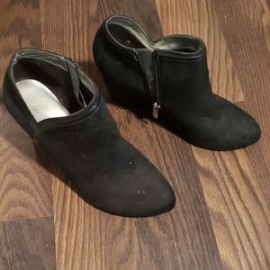 Wedge boots